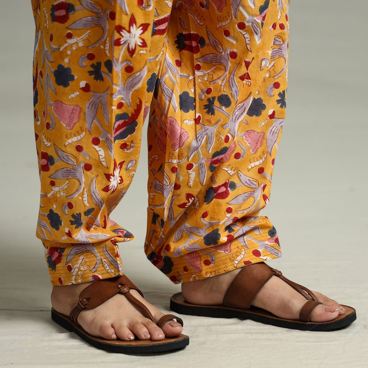 Buy Sanganeri Block Printed Cotton Elasticated Salwar 09 Online at iTokri.com