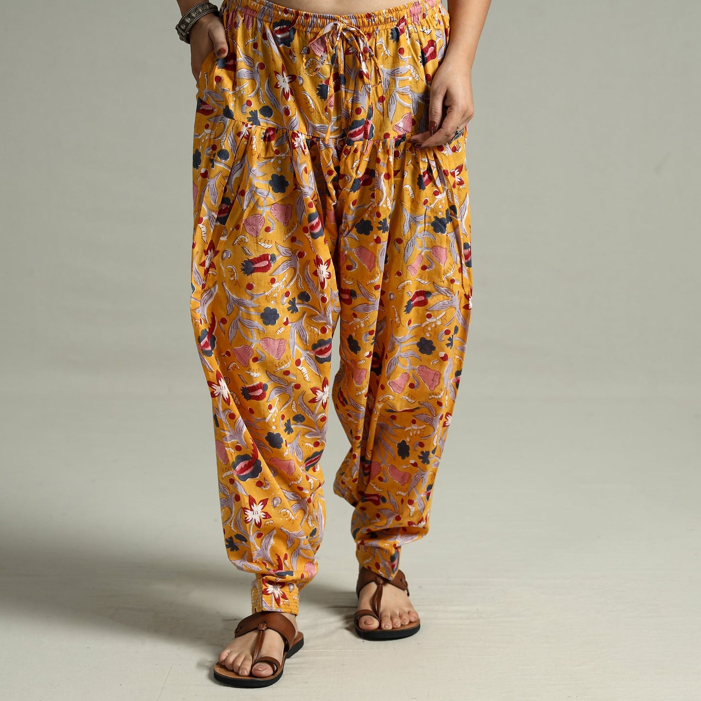 Buy Sanganeri Block Printed Cotton Elasticated Salwar 09 Online at iTokri.com