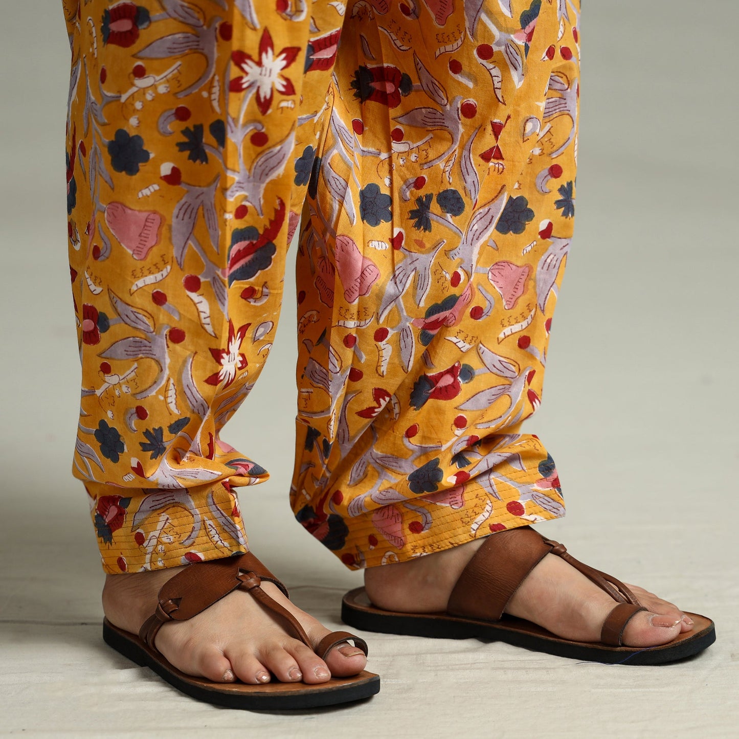 Buy Sanganeri Block Printed Cotton Elasticated Salwar 09 Online at iTokri.com