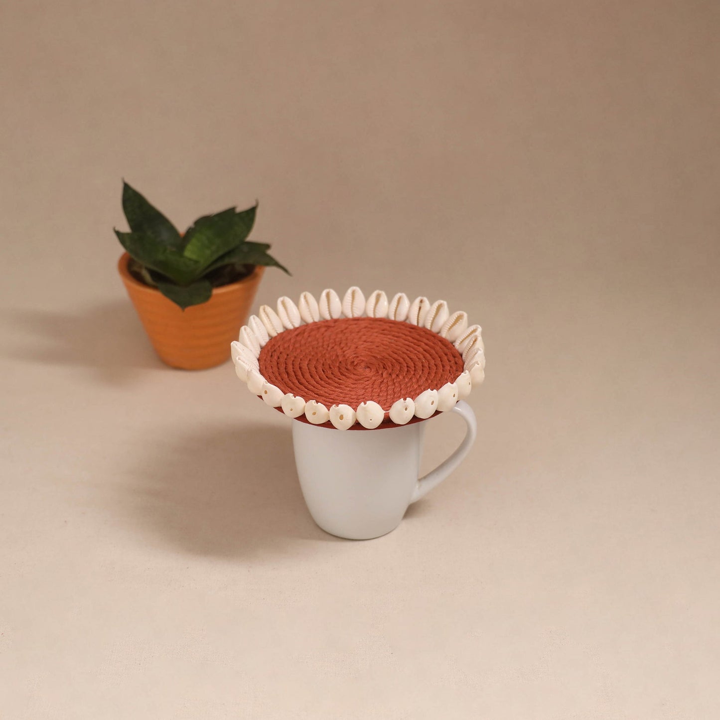 Shell work handcrafted thread coaster 10