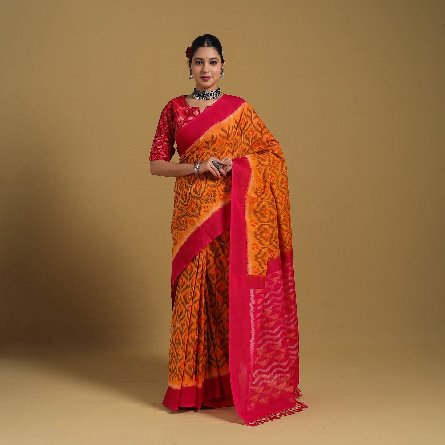 Orange Telia Rumal Handloom Cotton Pochampally Double Ikat Saree