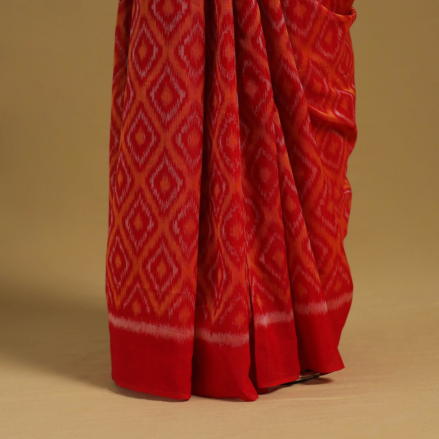 Orange - Telia Rumal Handloom Cotton Pochampally Double Ikat Saree 15