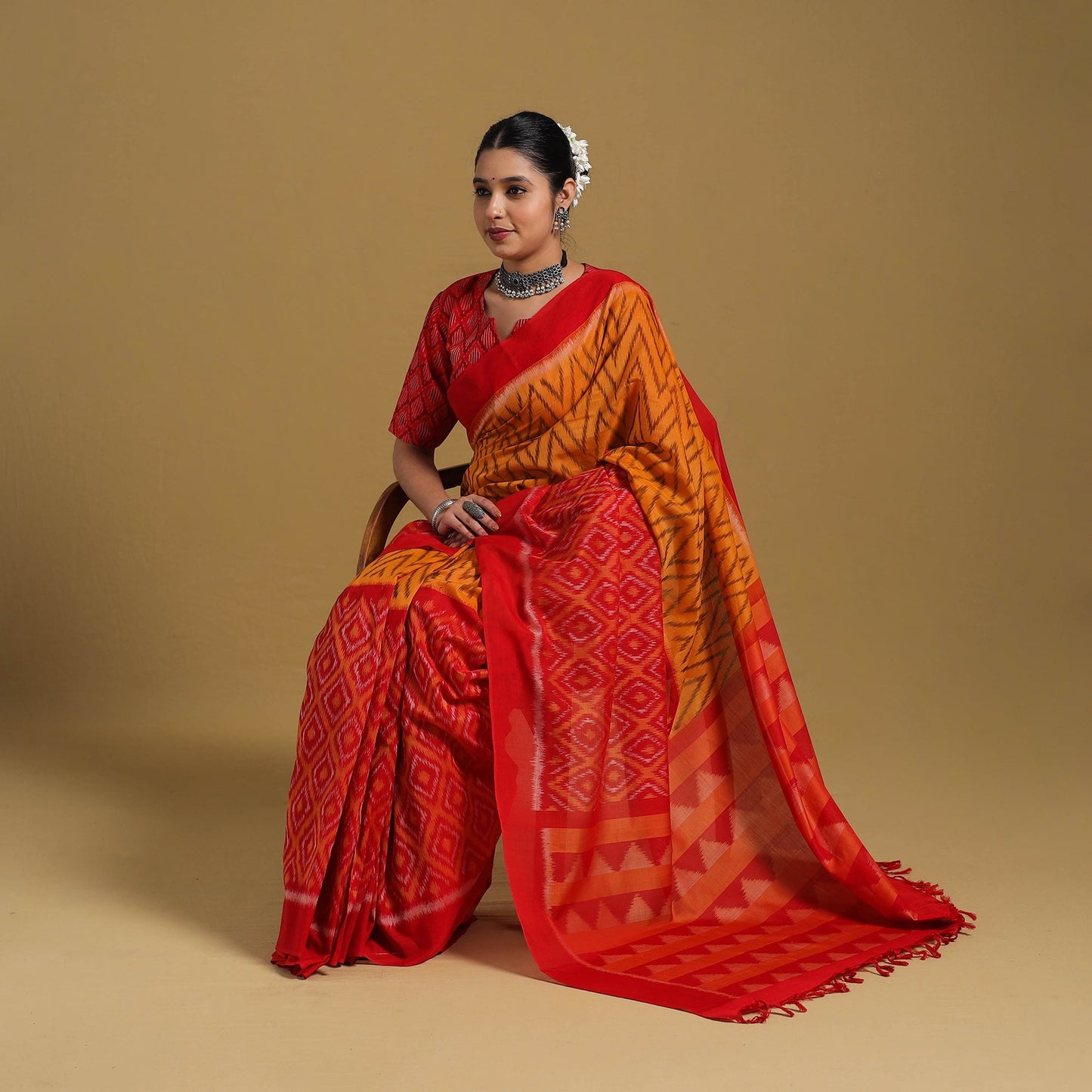 Orange - Telia Rumal Handloom Cotton Pochampally Double Ikat Saree 15