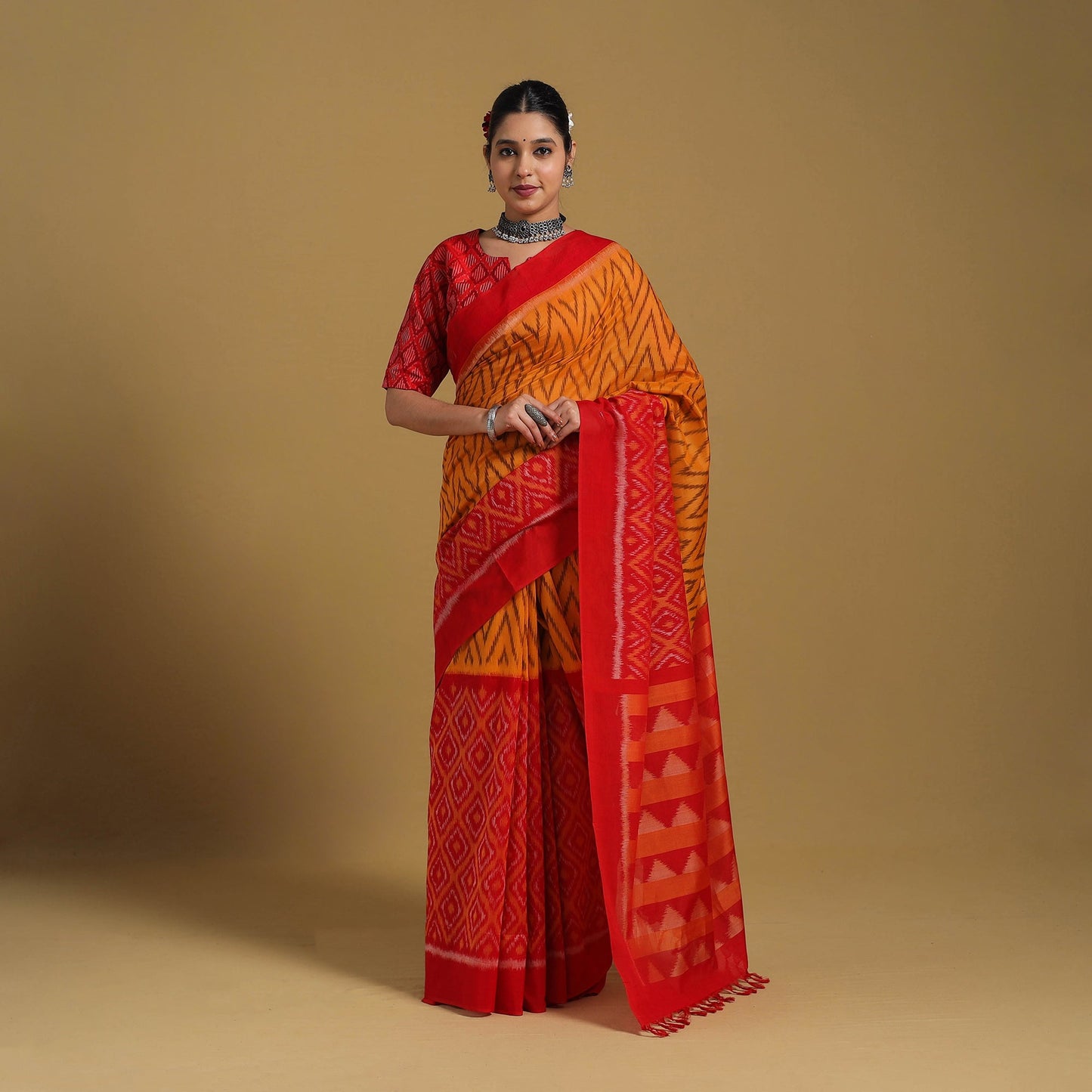 Orange - Telia Rumal Handloom Cotton Pochampally Double Ikat Saree 15