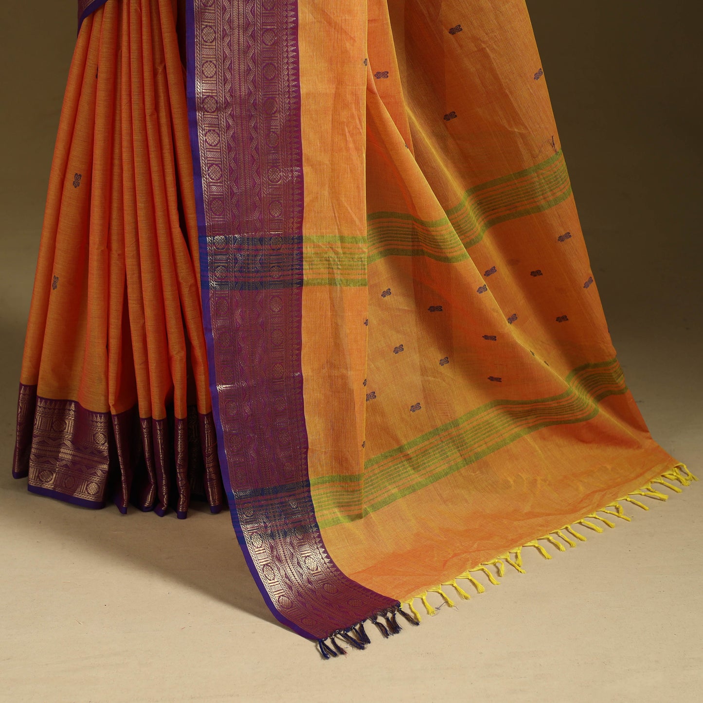 Thread buti cotton kanchipuram saree with border 31