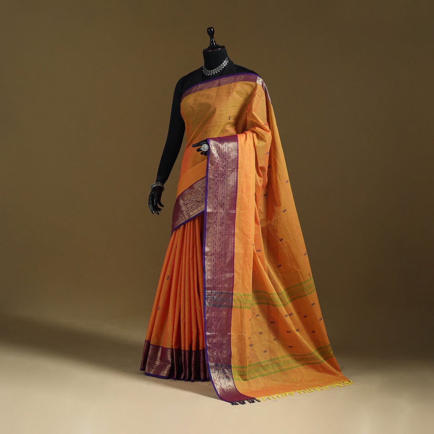 Thread buti cotton kanchipuram saree with border 31