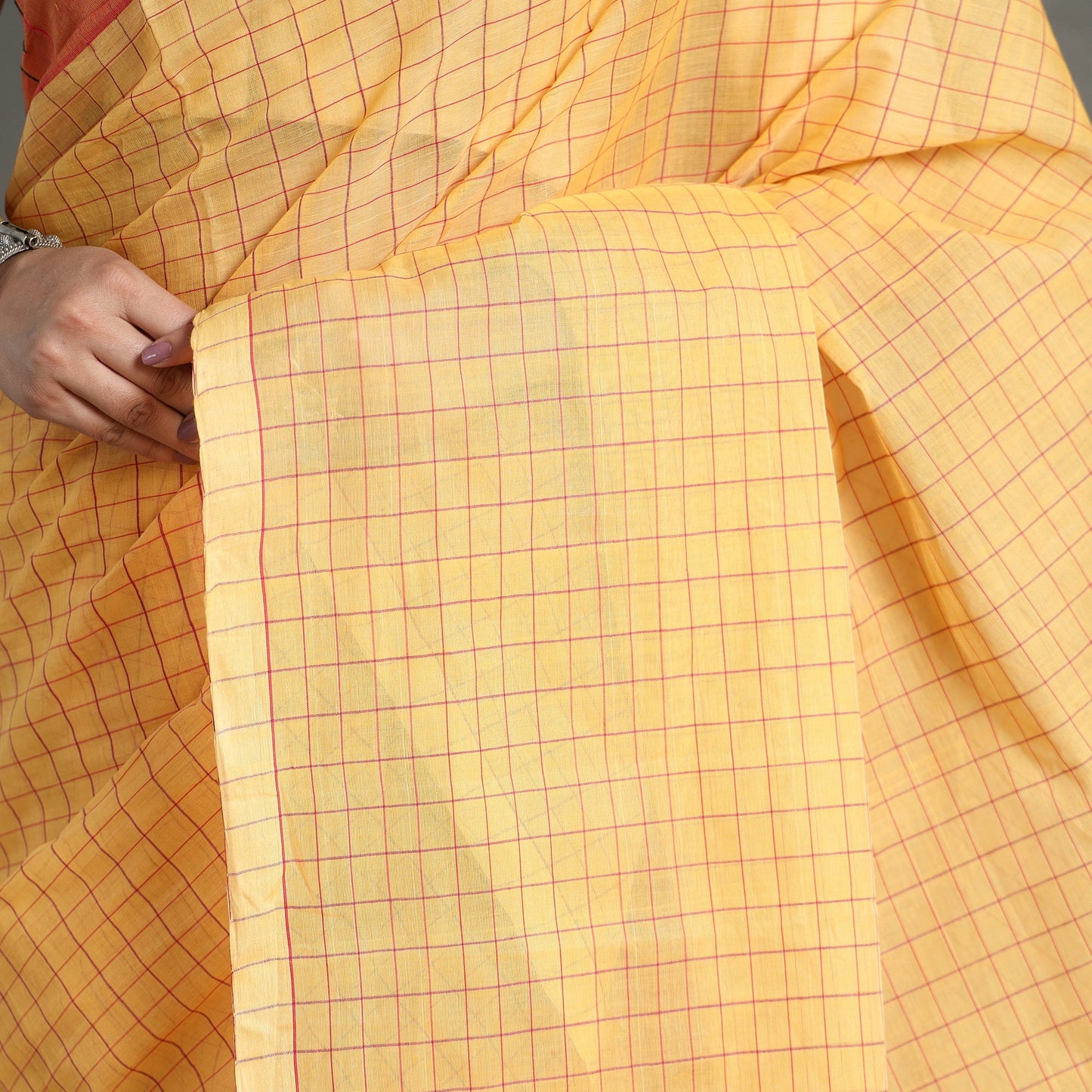  Traditional Venkatagiri Handloom Cotton Checks Saree 07 Online at iTokri.com