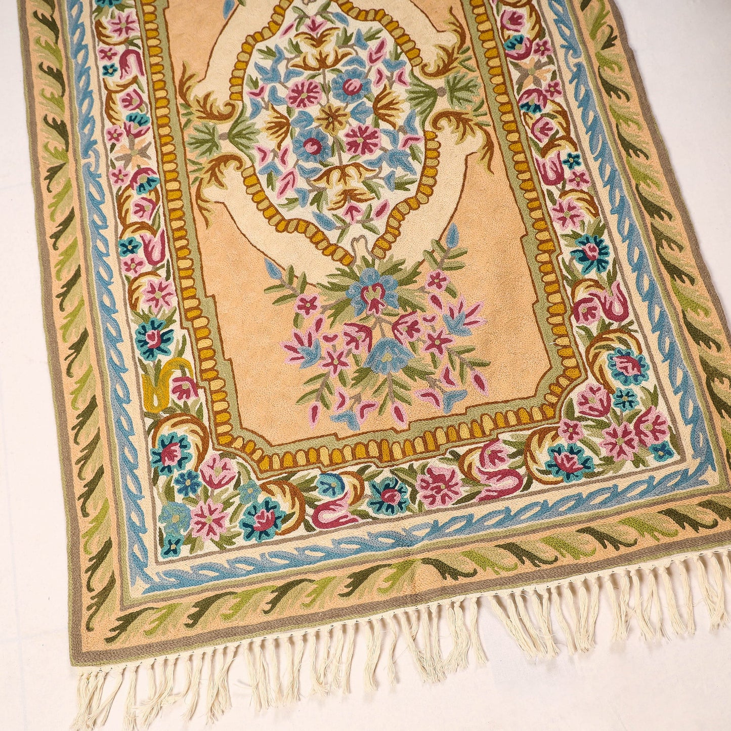 Original Chain Stitch Crewel Wool Thread Hand Embroidery Rug / Carpet 
