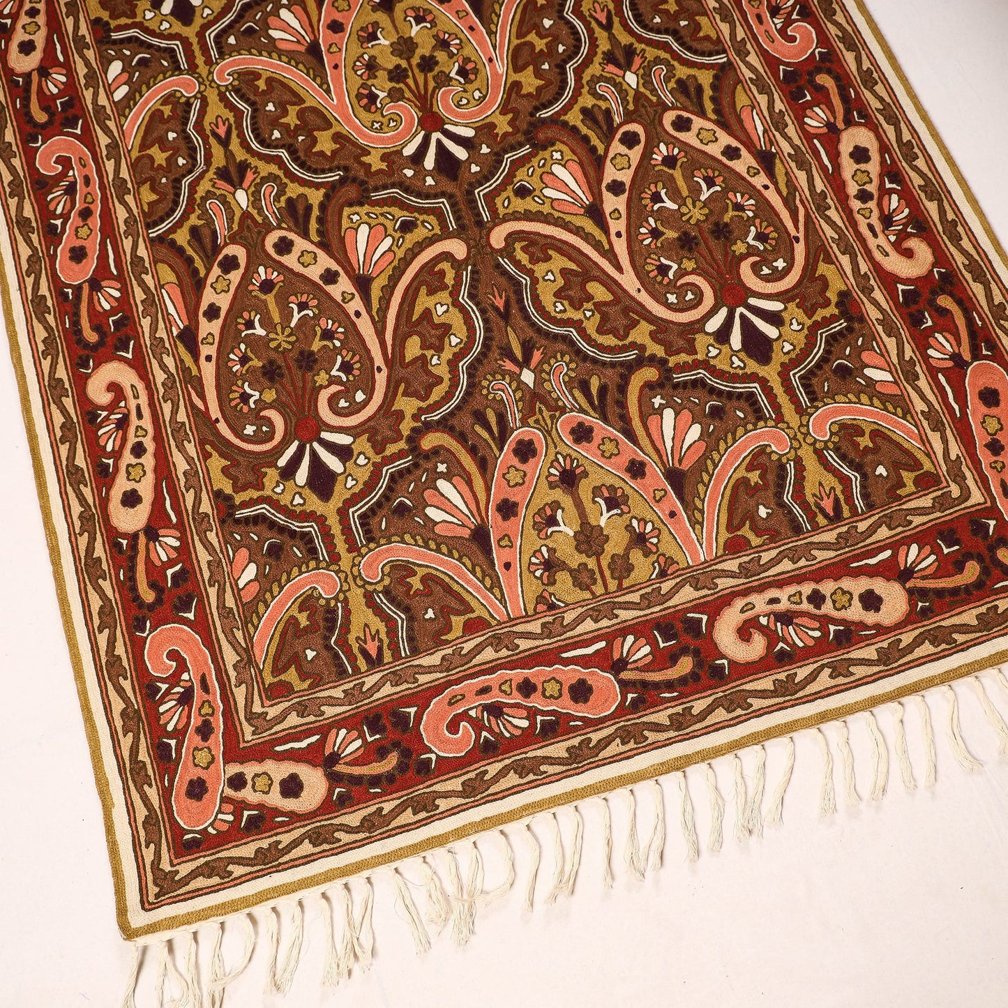 Original Chain Stitch Crewel Wool Thread Hand Embroidery Rug / Carpet