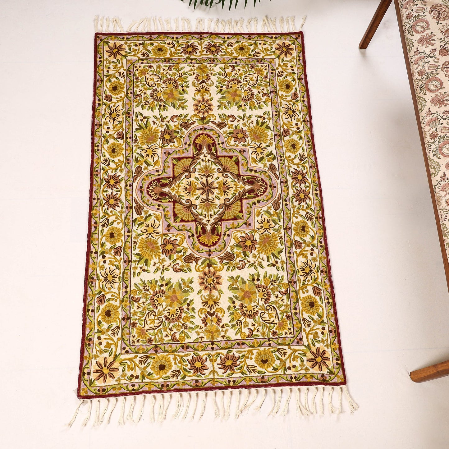 Original Chain Stitch Crewel Wool Thread Hand Embroidery Rug / Carpet 