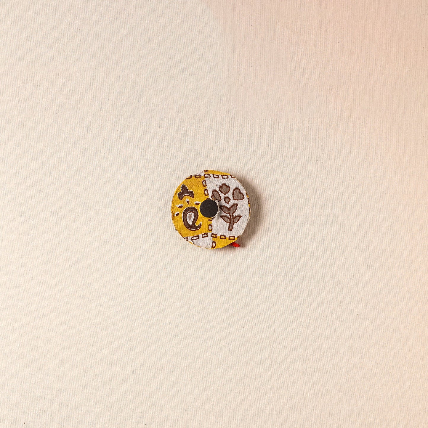  Parrot - Handmade Fabart Wooden Magnet 