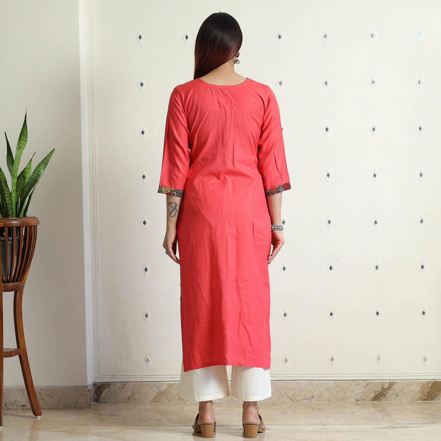  Srikalahasti Kalamkari Patchwork Plain Linen Cotton Long Kurta 