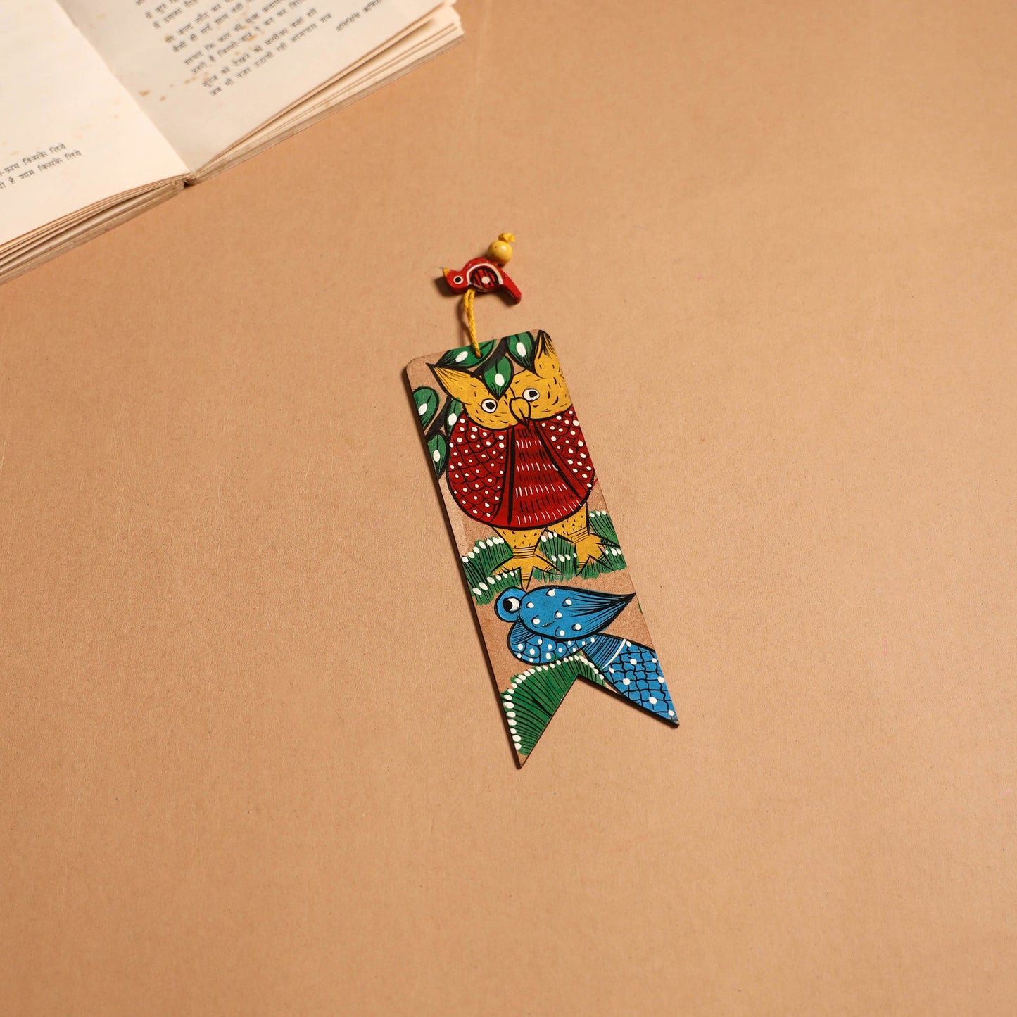 Patua handpainted wooden bookmark 01 - handcrafted