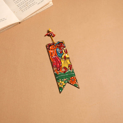 Patua handpainted wooden bookmark 02 - handcrafted