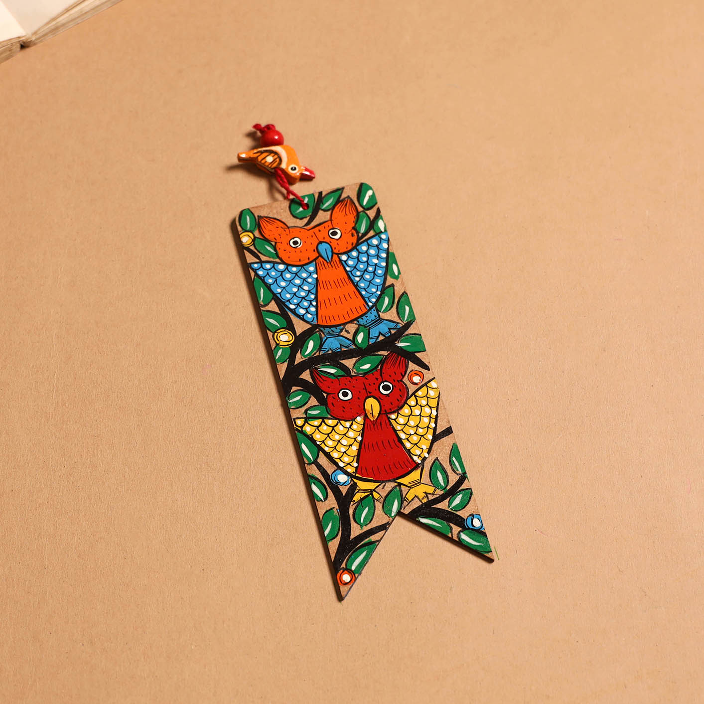 Patua handpainted wooden bookmark 05 - handcrafted