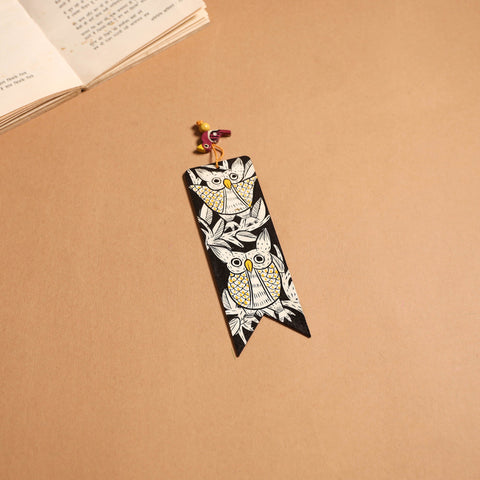 Patua handpainted wooden bookmark 06 - handcrafted