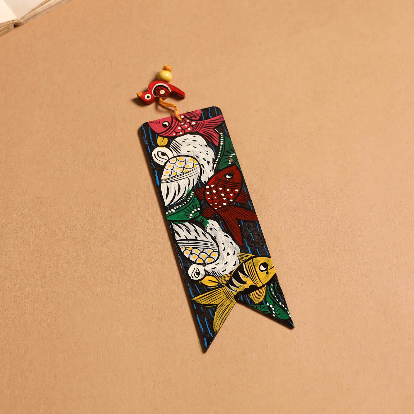 Patua handpainted wooden bookmark 07 - handcrafted