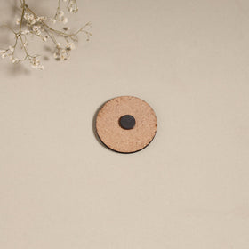 Patua handpainted wooden magnet 04 - handcrafted
