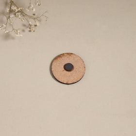 Patua handpainted wooden magnet 03 - handcrafted
