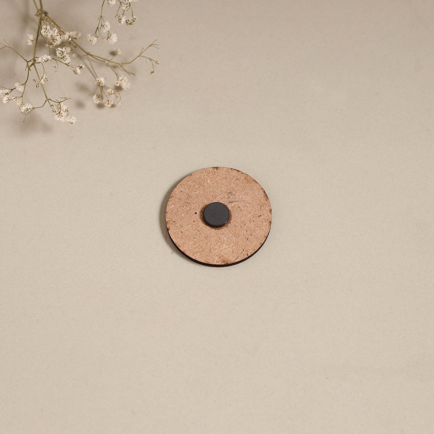 Patua handpainted wooden magnet 13 - handcrafted