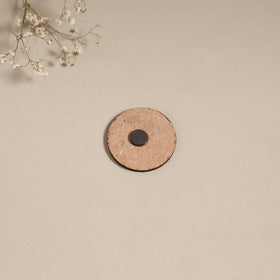 Patua handpainted wooden magnet 15 - handcrafted