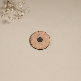 Patua handpainted wooden magnet 23 - handcrafted