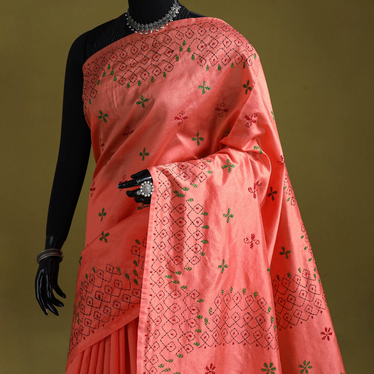 Bengal hand embroidered silk nakshi kantha saree 32