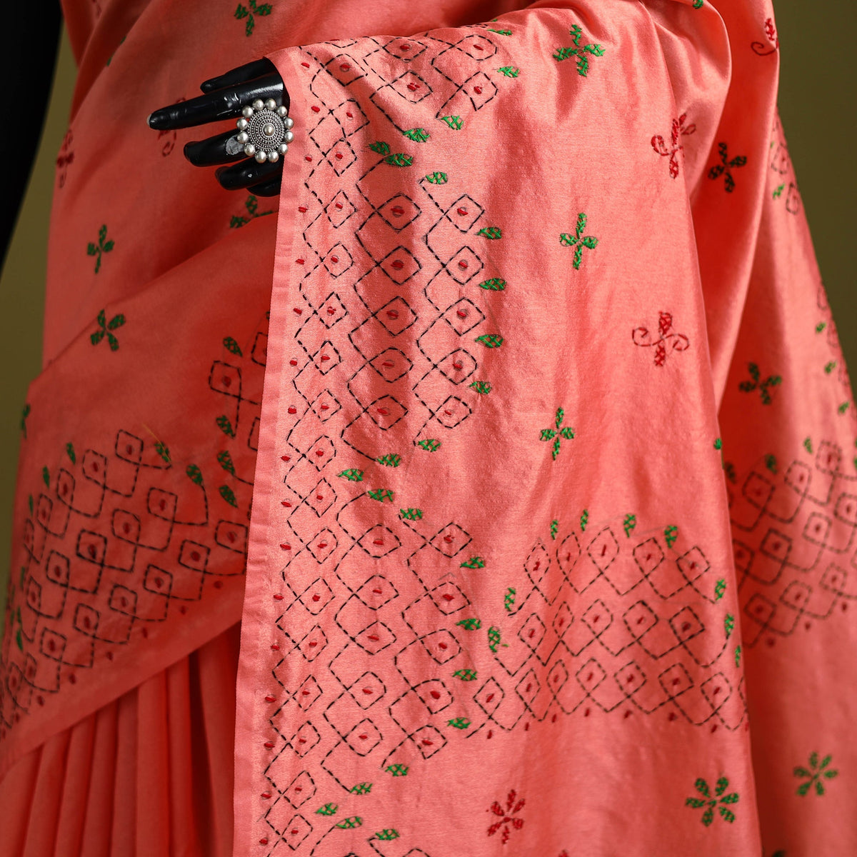 Bengal hand embroidered silk nakshi kantha saree 32