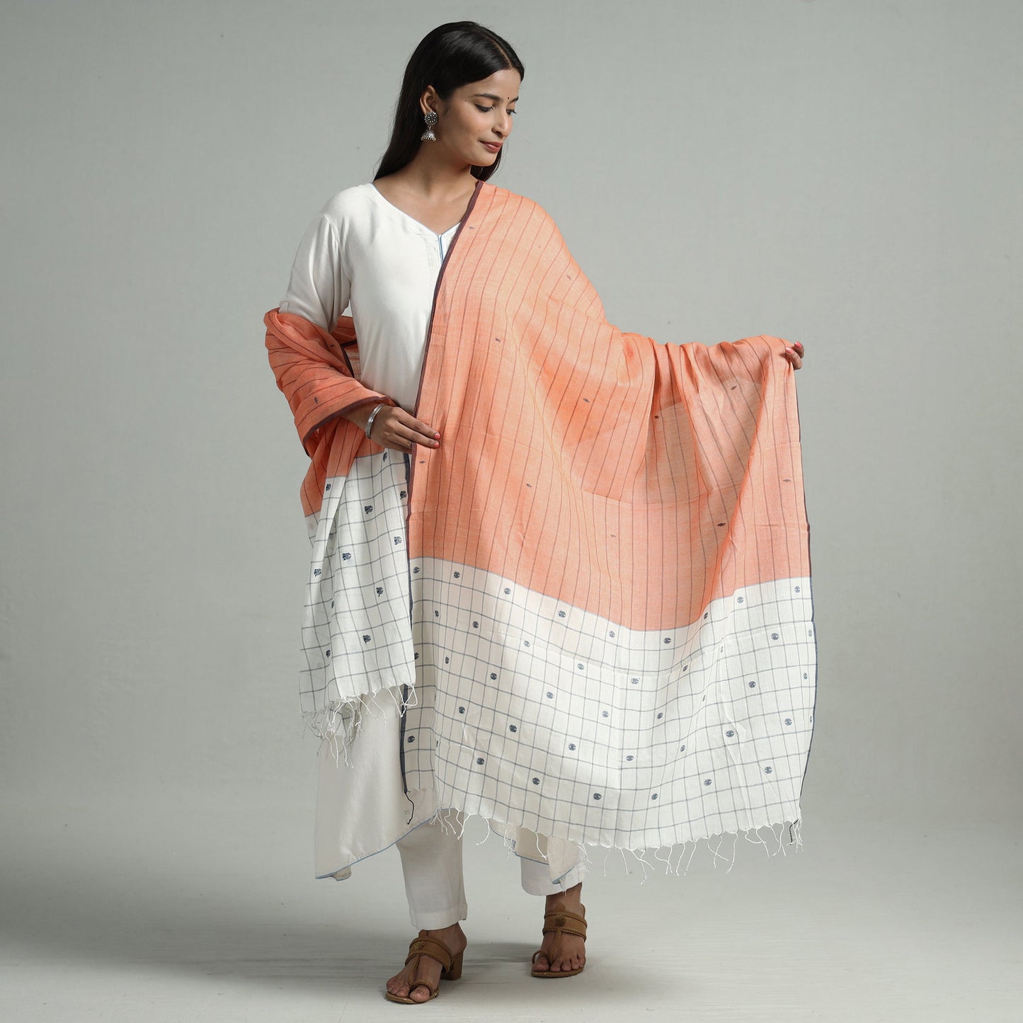 Peach -burdwan jamdani buti handloom pure cotton dupatta 23