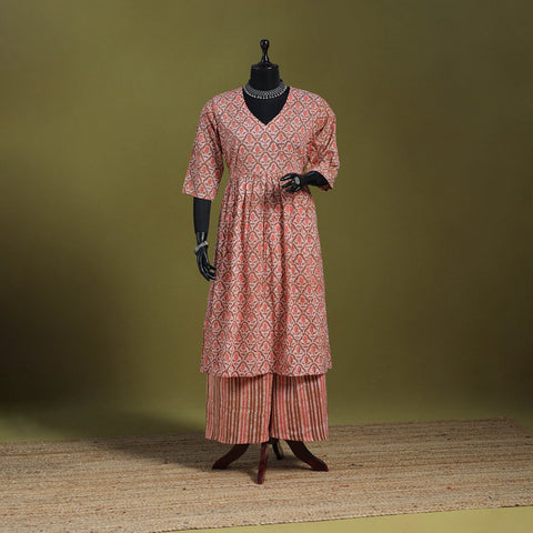Peach - flared cotton hand batik suit set (set of 2) 01
