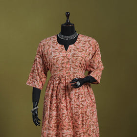 Peach - flared cotton hand batik suit set (set of 2) 12