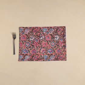  Peach Floral Print Cotton Reversible Table Mat 