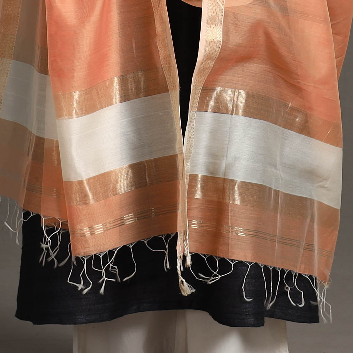 Peach - handloom silk cotton zari work maheshwari dupatta