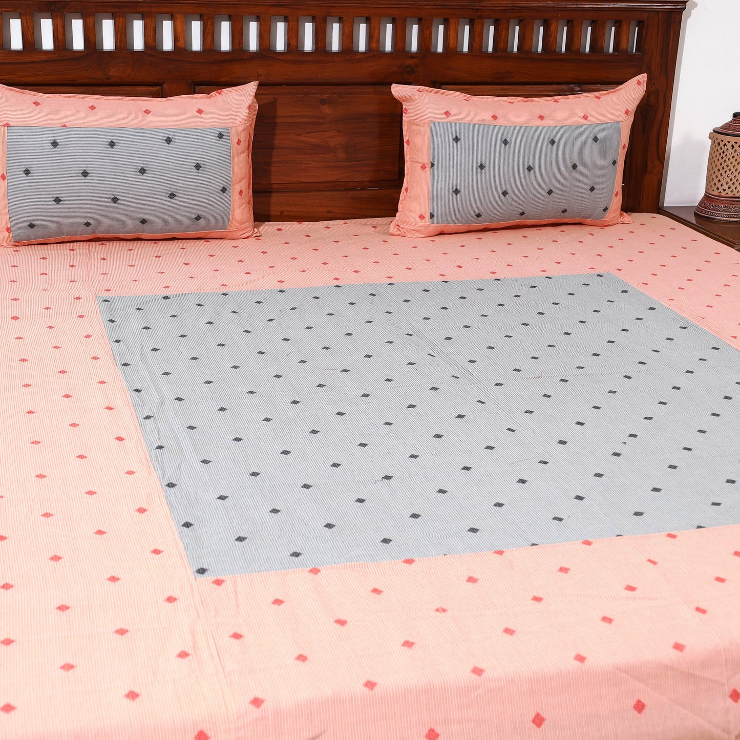 Buy Jacquard Patchwork Cotton Double Bed Cover with Pillow Covers Online at iTokri.com