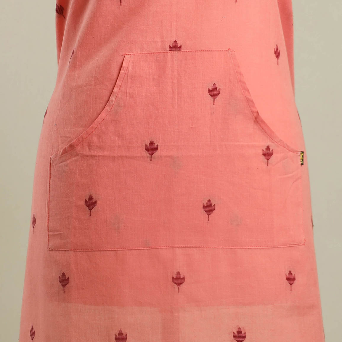Buy Peach Jacquard Weaving Cotton Apron with Pocket