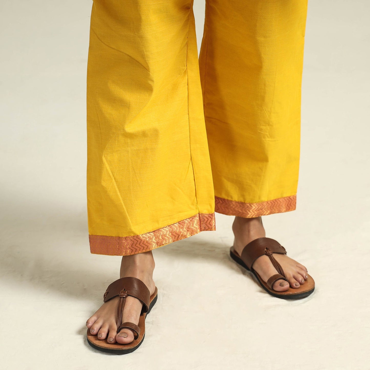 Buy Mangalagiri Handloom Cotton Kurta with Palazzo & Dupatta Set Online at iTokri.com