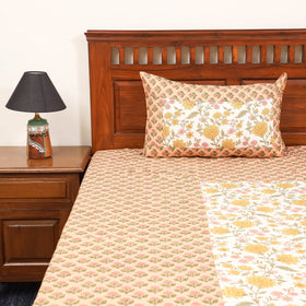 Patchwork hand double sanganeri bedsheet set (108 x 90 in)