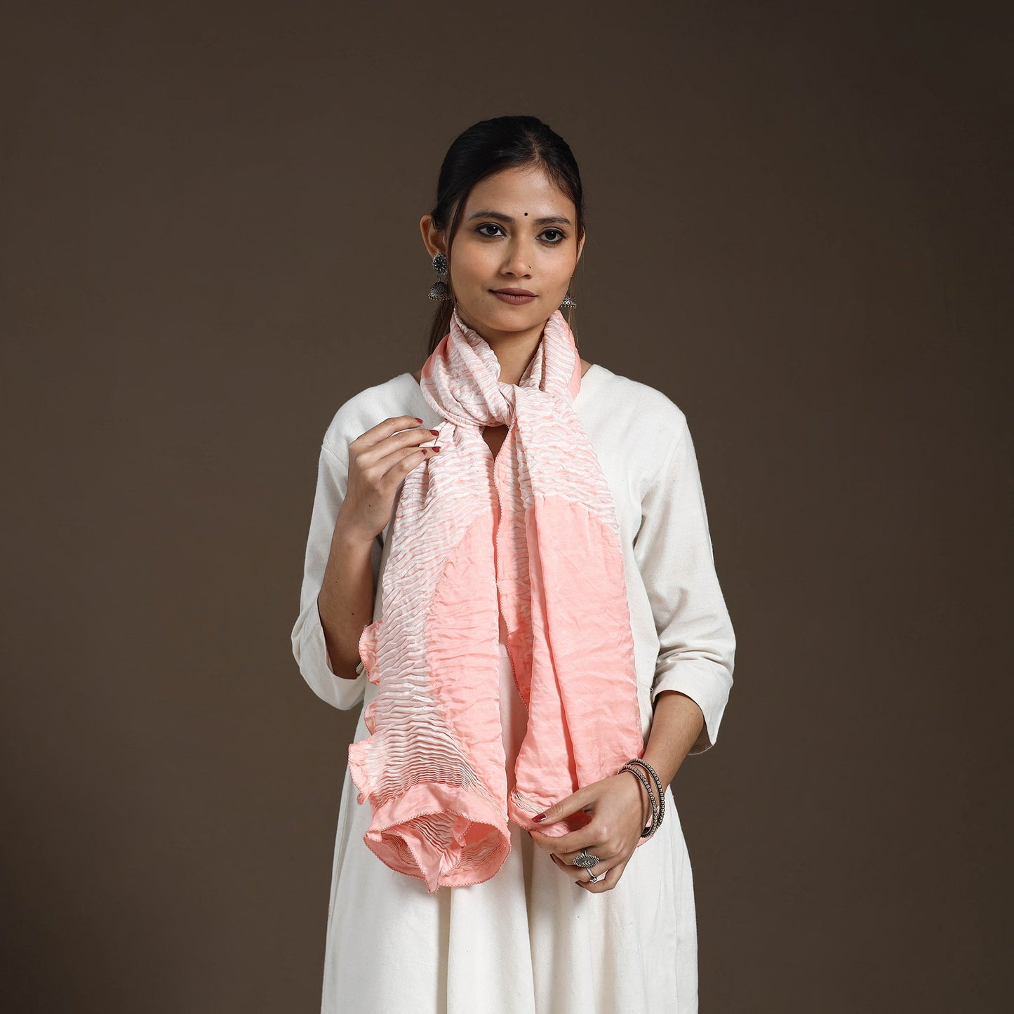 Buy Peach Tie & Dye Gajji Silk Shibori Stole