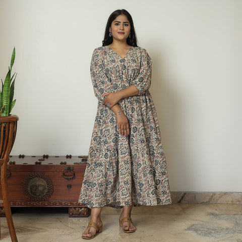Pedana kalamkari printed cotton flared gher dress 08