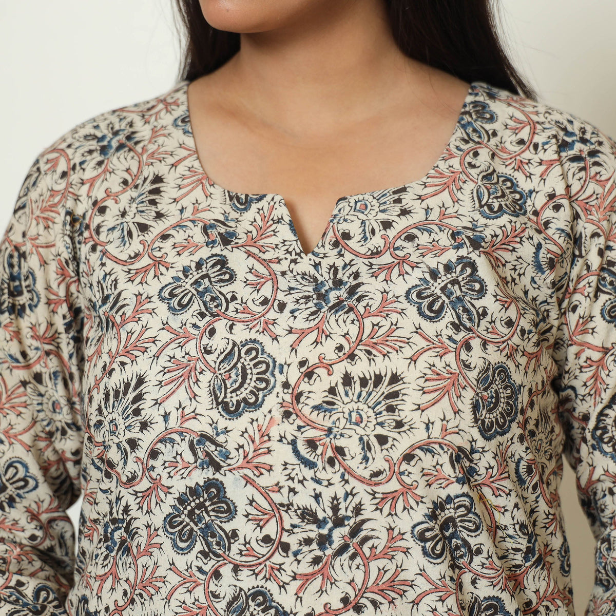 Buy Pedana Kalamkari Hand Block Printed Cotton A-Line Kurta 07 Online at iTokri.com