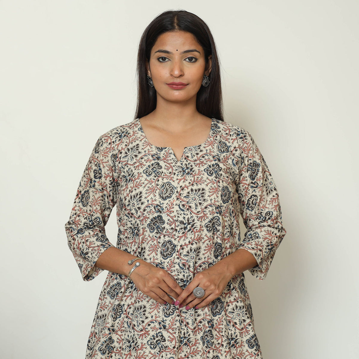 Buy Pedana Kalamkari Hand Block Printed Cotton A-Line Kurta 07 Online at iTokri.com