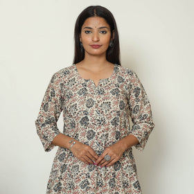 Buy Pedana Kalamkari Hand Block Printed Cotton A-Line Kurta 07 Online at iTokri.com