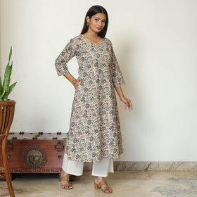Buy Pedana Kalamkari Hand Block Printed Cotton A-Line Kurta 07 Online at iTokri.com
