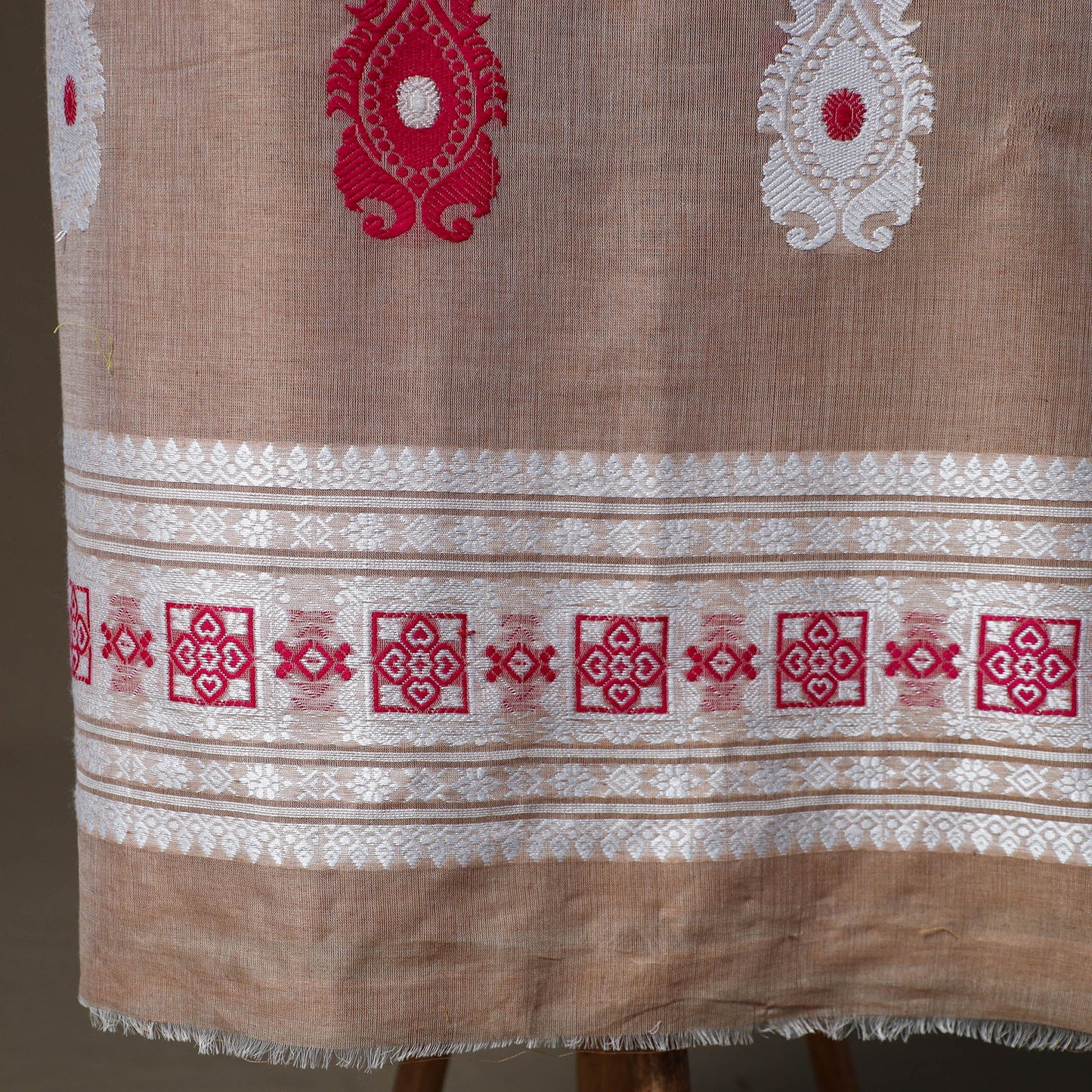 Phulia jamdani zari buti cotton 2pc unstitched dress