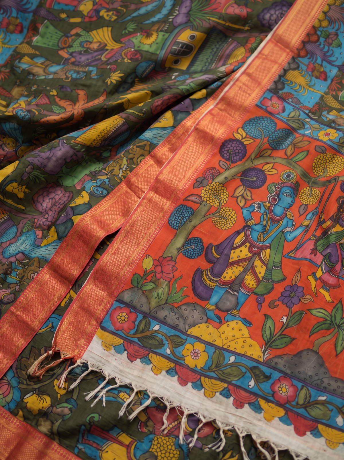 Swing scene pallu, gold striped border and tassels of the Kalamkari saree, detail, AI visual of the saree, iTokri