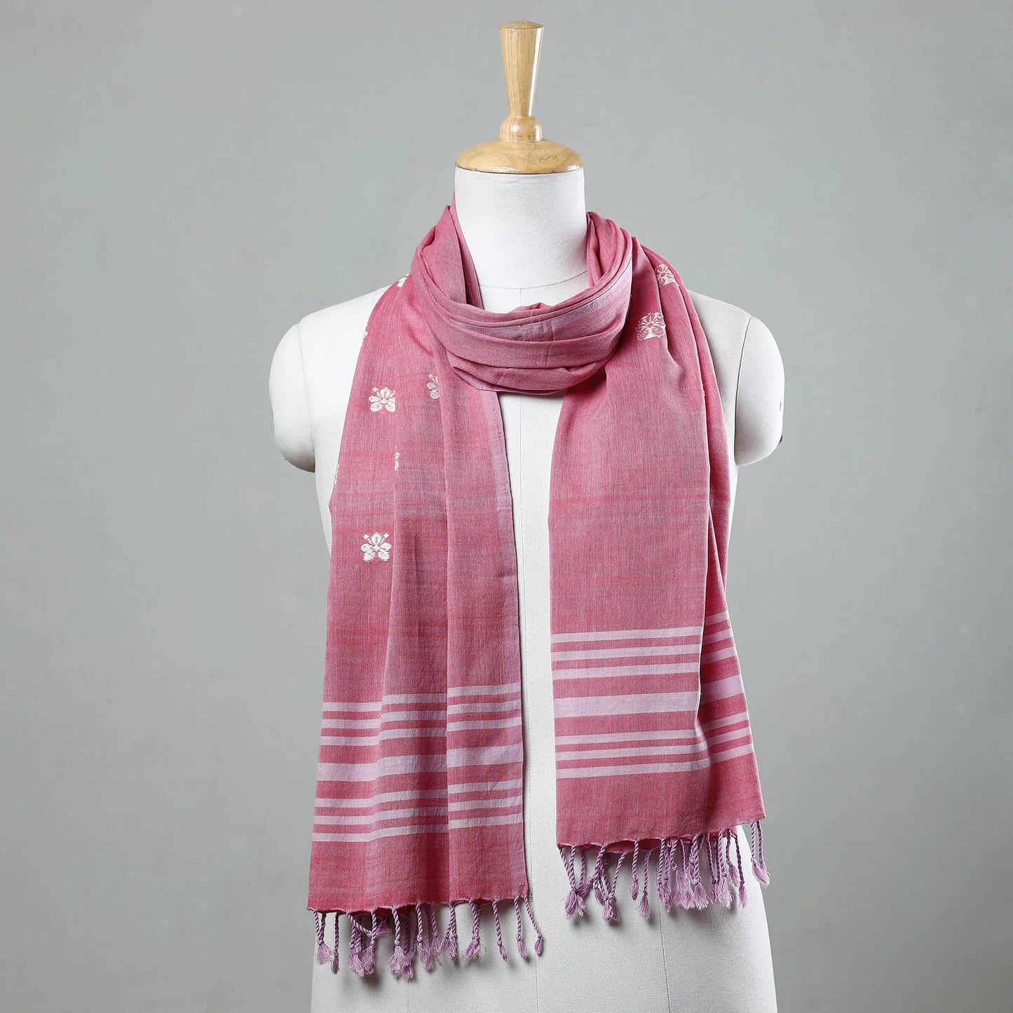 Buy Assam Weave Handloom Cotton Thread Motifs Stole with Tassels Online at iTokri.com