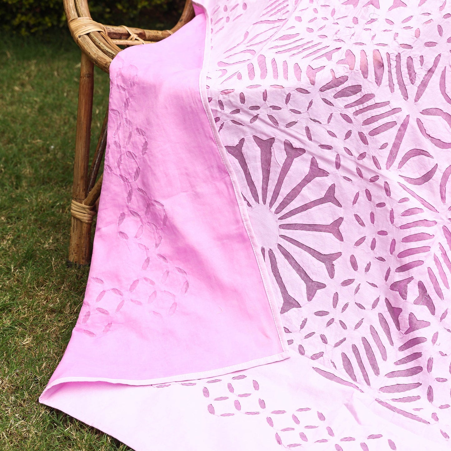Buy Barmer Applique Cutwork Cotton Single Bed cover Online at iTokri.com