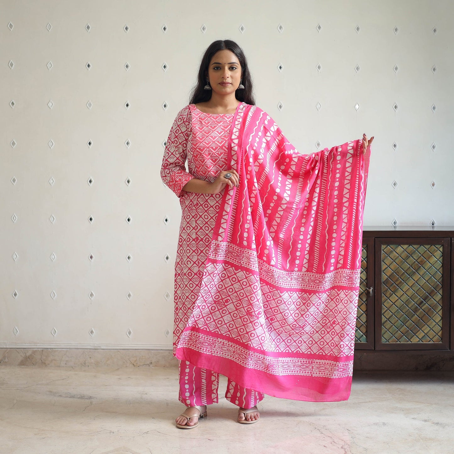 Buy Pink Batik Print Kurti Set – Cotton Suit Online