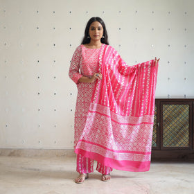 Buy Pink Batik Print Kurti Set – Cotton Suit Online