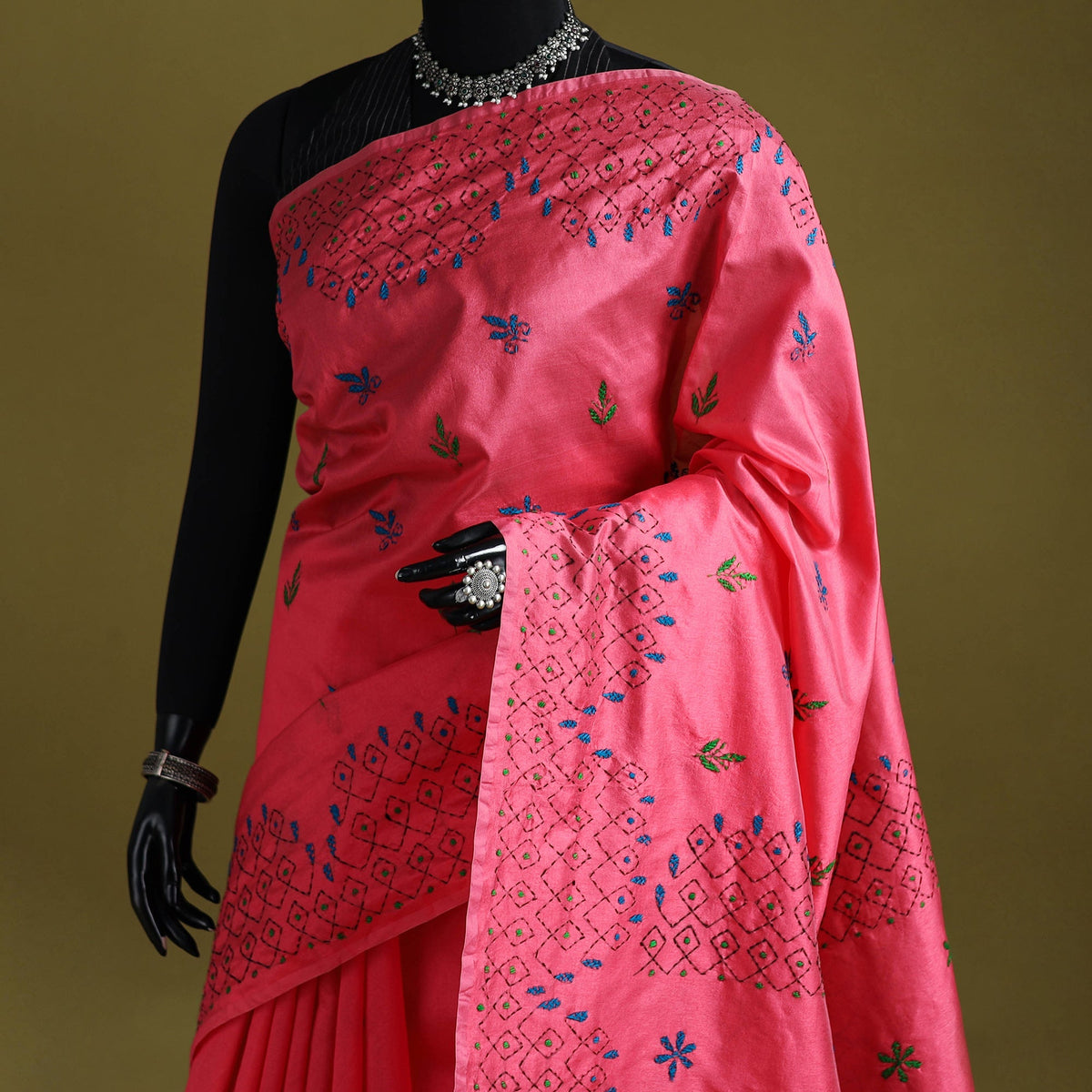 Bengal hand embroidered silk nakshi kantha saree 18